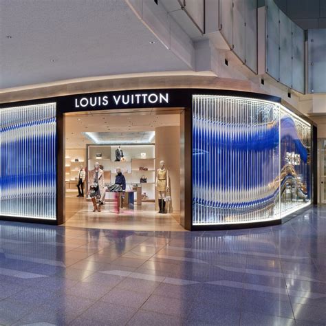 louis vuitton cdg duty free|Louis Vuitton haneda airport.